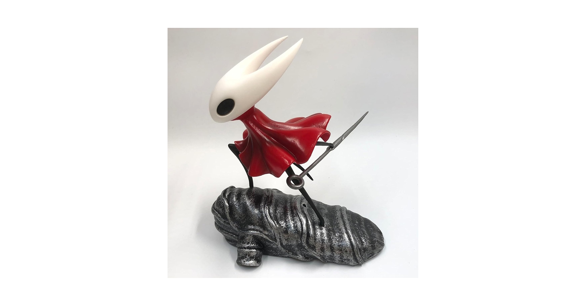 Hollow Knight 木製フィギュア Handcrafted Walnut Hollow Knight Figurine – Cute Hollow Knight
